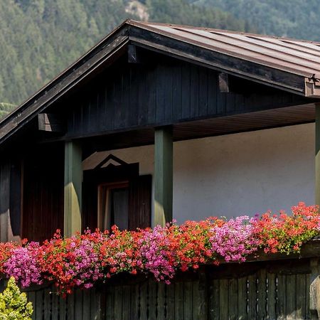 Suite Italy Pinzolo Due Giustino Dış mekan fotoğraf