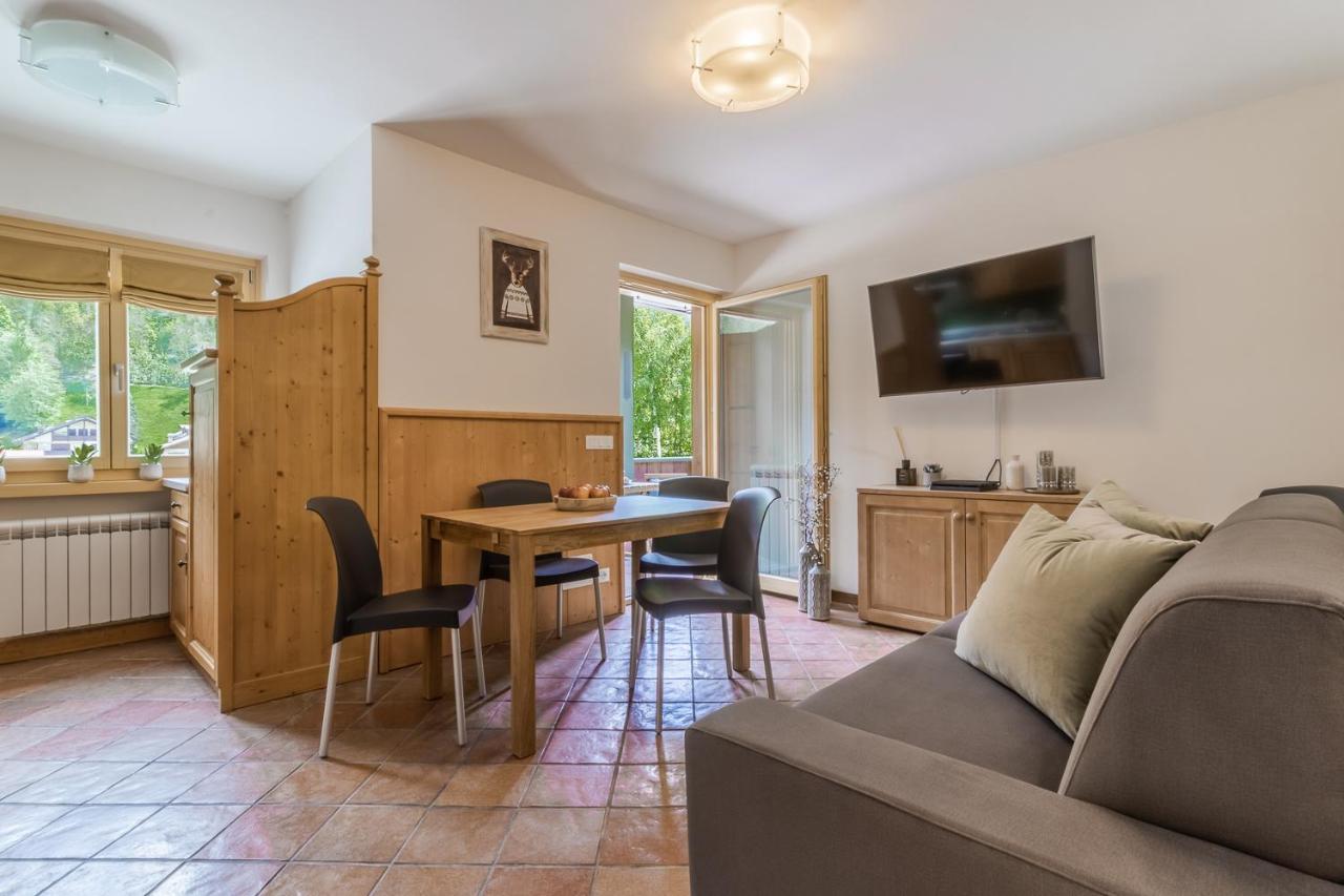 Suite Italy Pinzolo Due Giustino Dış mekan fotoğraf